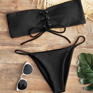 Black bikini